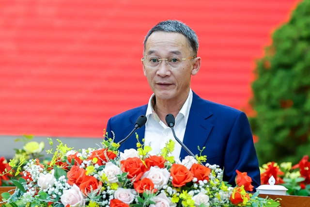 Báo cáo với Thủ tướng, Chủ tịch UBND tỉnh Lâm Đồng Trần Văn Hiệp cho biết, dự kiến năm 2022, toàn bộ 18/18 chỉ tiêu kinh tế-xã hội của tỉnh đều đạt và vượt so với kế hoạch