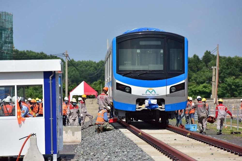TP Hồ Chí Minh đang triển khai tuyến metro số 1 (Bến Thành - Suối Tiên) và metro số 2 (Bến Thành - Tham Lương).